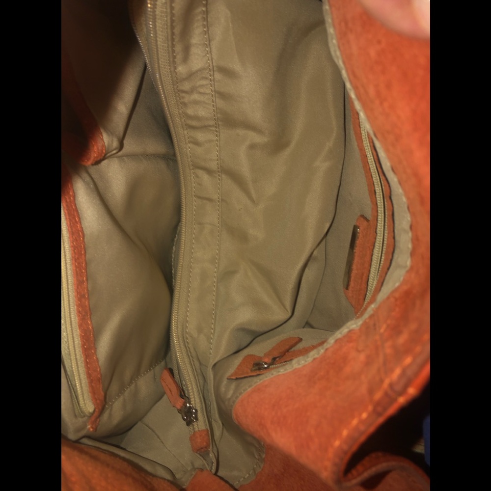 Purse - Picture 2 of 3